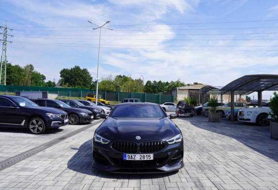 BMW - 8er