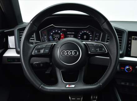 Audi - A1