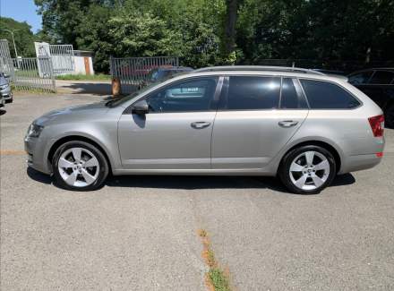 Škoda - Octavia