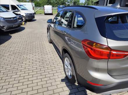 BMW - X1