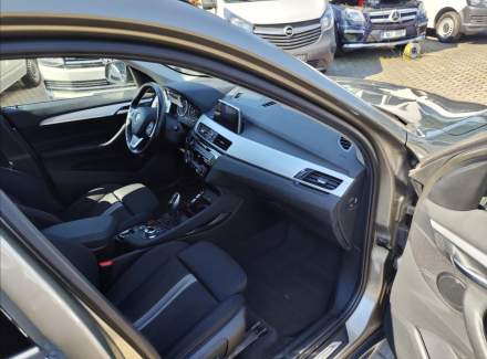 BMW - X1