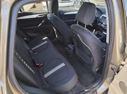 BMW - X1