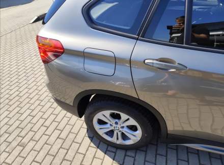 BMW - X1