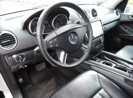 Mercedes-Benz - M-class