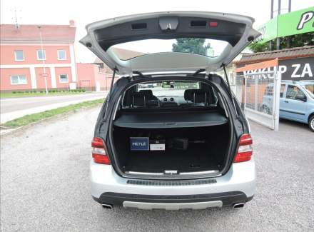Mercedes-Benz - M-class