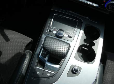 Audi - Q7