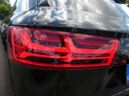 Audi - Q7