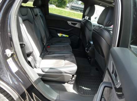 Audi - Q7