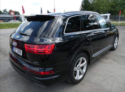 Audi - Q7