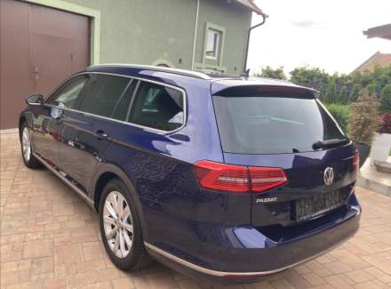 Volkswagen - Passat