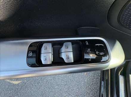Mercedes-Benz - C-class