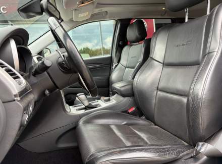 Jeep - Grand Cherokee