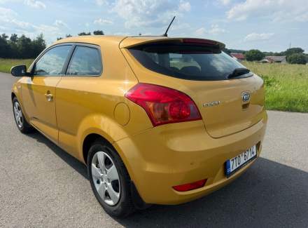 Kia - Cee'd