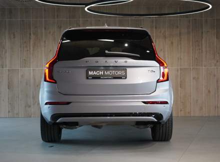 Volvo - XC90