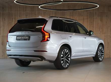 Volvo - XC90