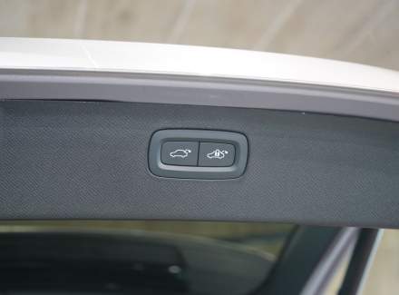 Volvo - XC90