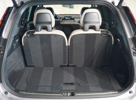 Volvo - XC90