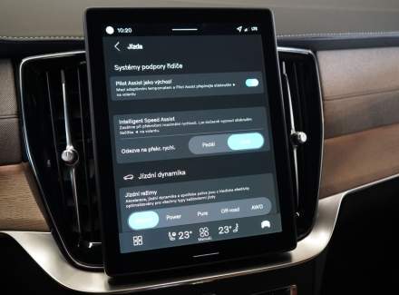Volvo - XC90