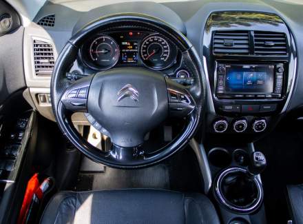Citroën - C4