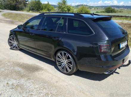 Škoda - Octavia