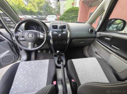 Suzuki - SX4