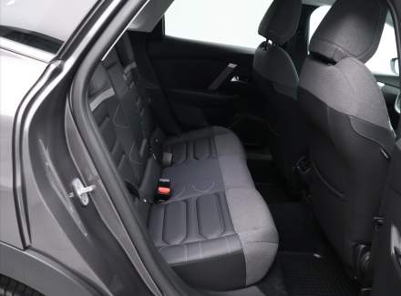 Citroën - C4 X
