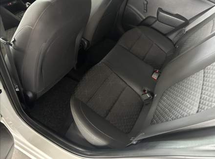 Kia - Rio
