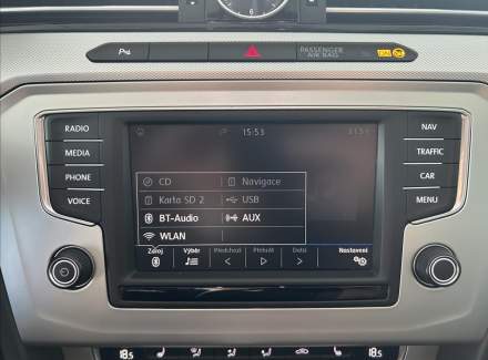 Volkswagen - Passat