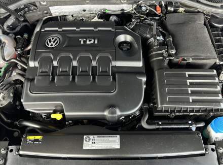 Volkswagen - Passat
