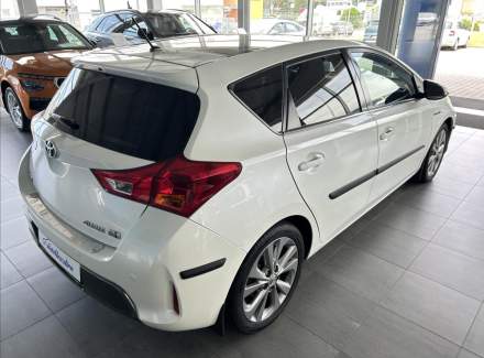 Toyota - Auris