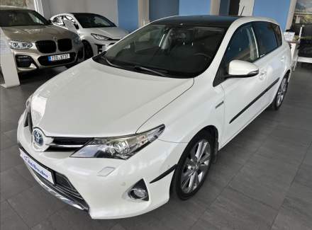 Toyota - Auris