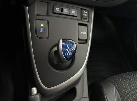 Toyota - Auris