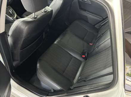 Toyota - Auris