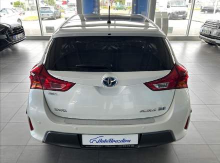 Toyota - Auris