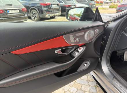 Mercedes-Benz - C-class