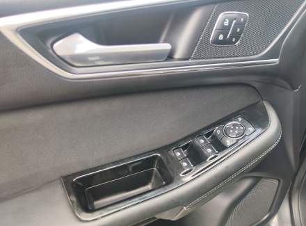 Ford - S-MAX