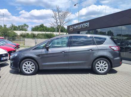 Ford - S-MAX