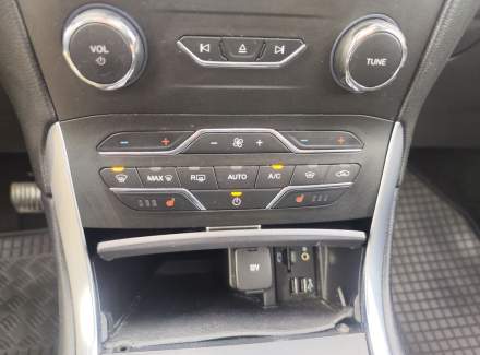 Ford - S-MAX