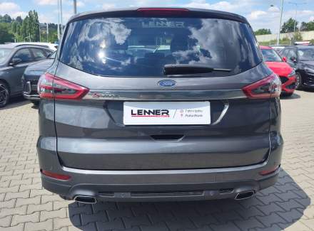 Ford - S-MAX
