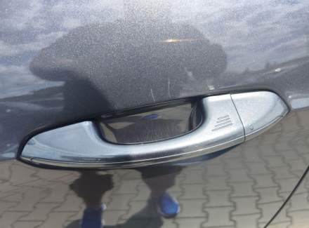 Ford - S-MAX