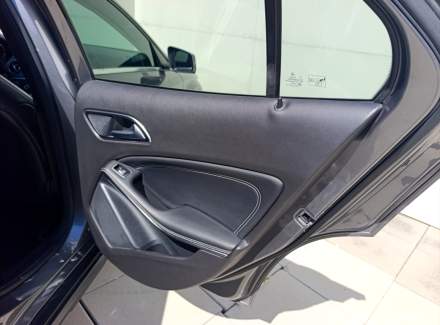 Mercedes-Benz - GLA