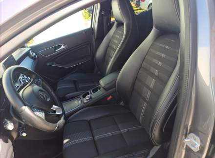 Mercedes-Benz - GLA