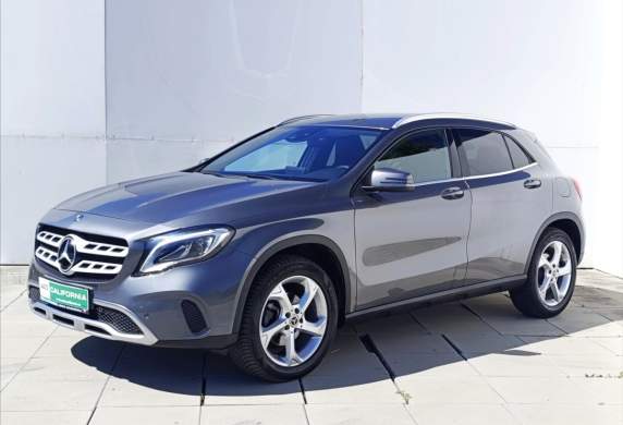 Mercedes-Benz - GLA