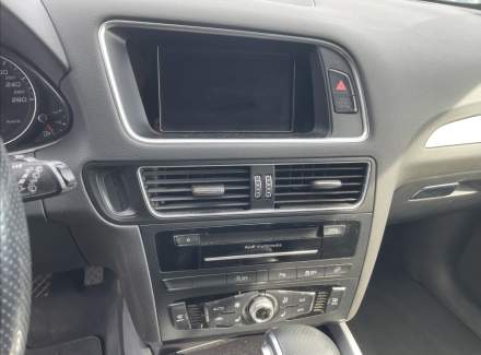 Audi - Q5