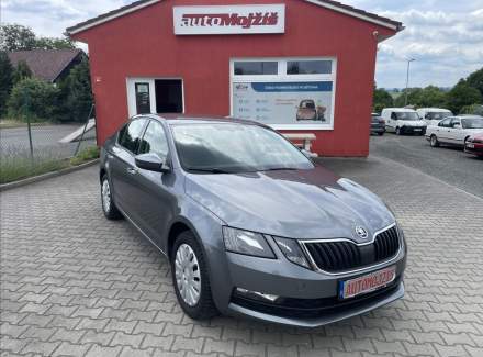 Škoda - Octavia
