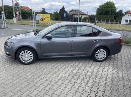 Škoda - Octavia