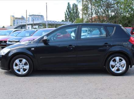 Kia - Cee'd