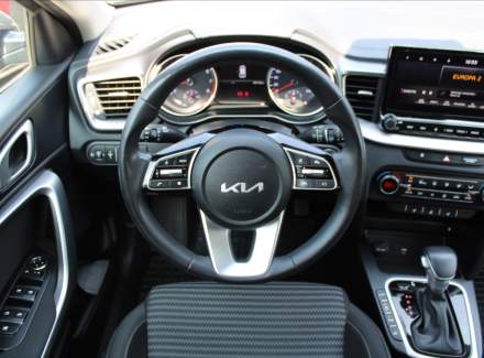 Kia - Cee'd