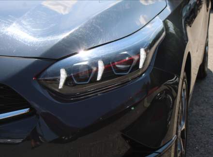Kia - Cee'd