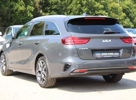 Kia - Cee'd